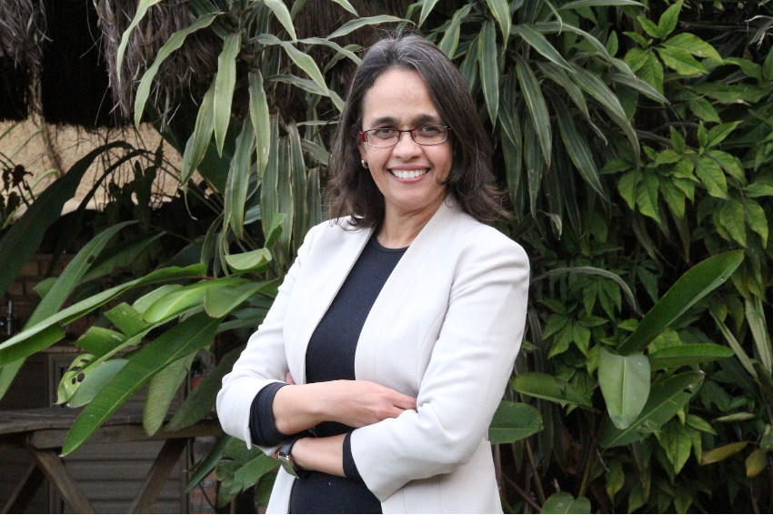 Profile picture for Rousiley Maia